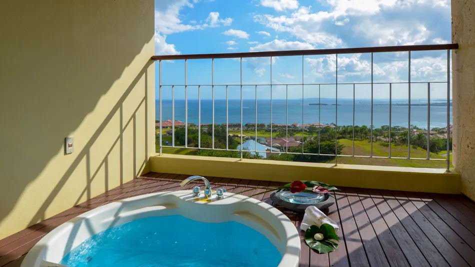 Kanucha Bay Hotel & Villas
