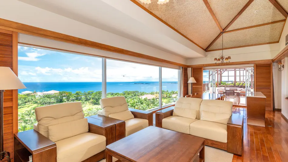 Kanucha Bay Hotel & Villas