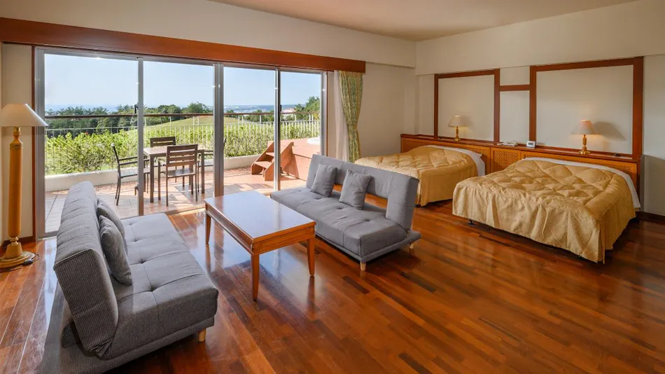 Kanucha Bay Hotel & Villas