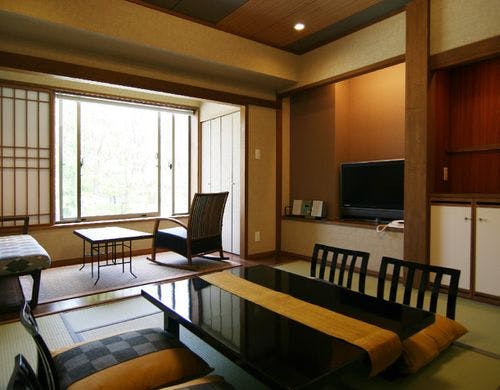 豆陽亭　和室庭側