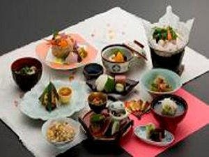 月替り献立和会席「三山遊膳」イメージ