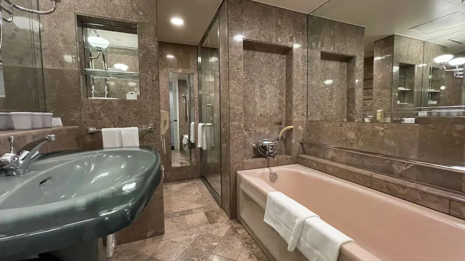 Kurashiki Royal Art Hotel