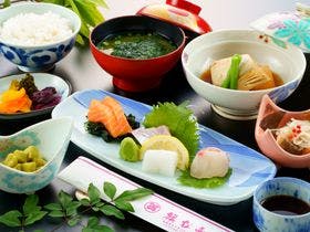 国際観光ホテル旗松亭