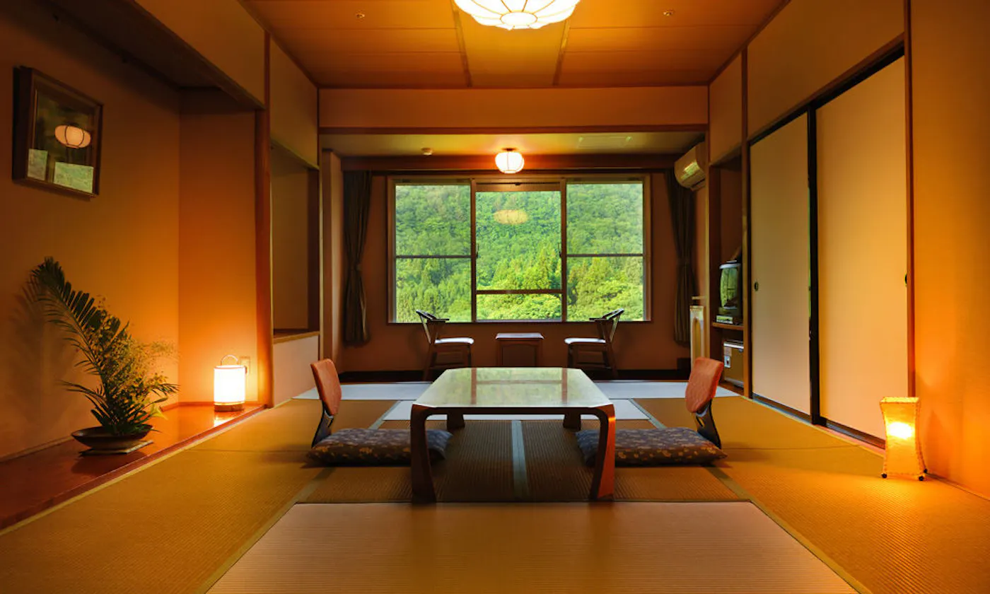 結びの宿 愛隣館：和室
