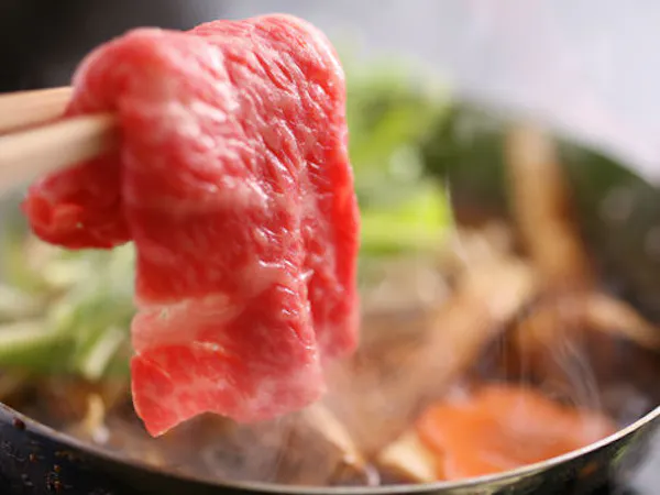 鍋ダイニング・いいそで愉しむ~淡路牛と阿波尾鶏のすき焼き鍋コース