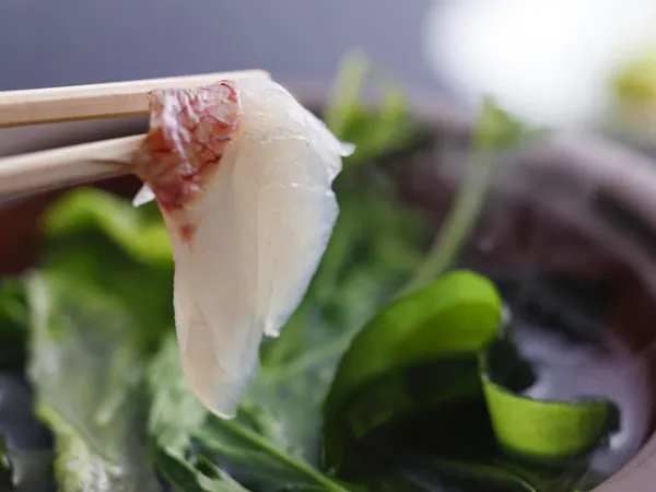 鍋ダイニング・いいそで愉しむ~春爛漫の味覚・桜鯛のしゃぶしゃぶ鍋コース