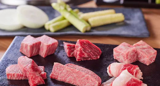 淡路焼肉割烹「琥珀」/淡路牛炭火焼肉と島の旬魚を味わう特選コース