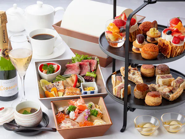 季節の玉手箱御膳とスイーツタワーを愉しむ夜食付レイトアフタヌーンプラン