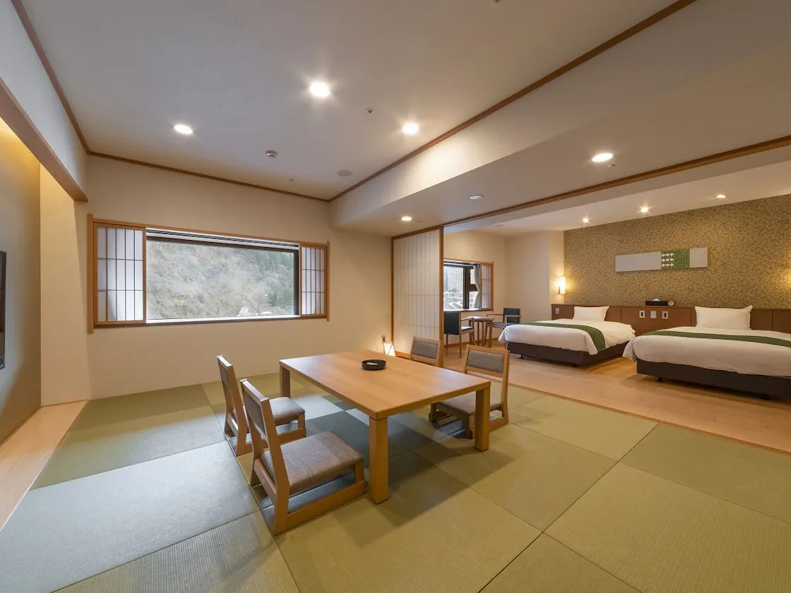 【禁煙】本館デラックス和洋室 川側
