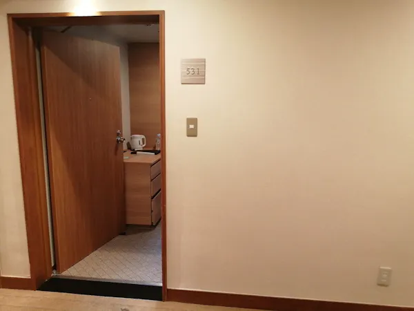 本 ツイン 街側