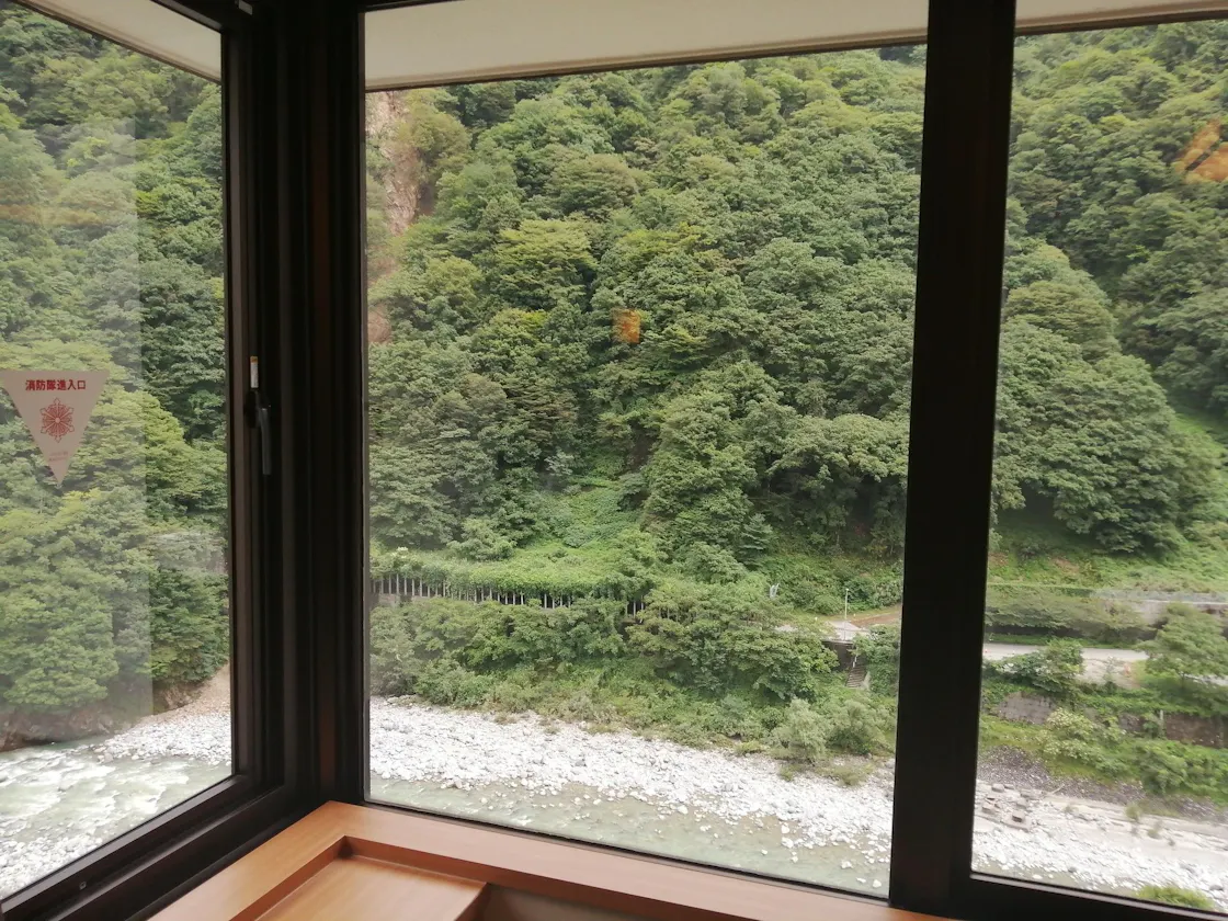 別STD和室(川側)
