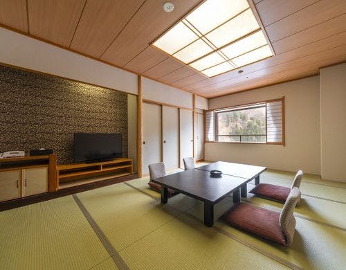 【禁煙】本館スタンダード和室川側（12畳）