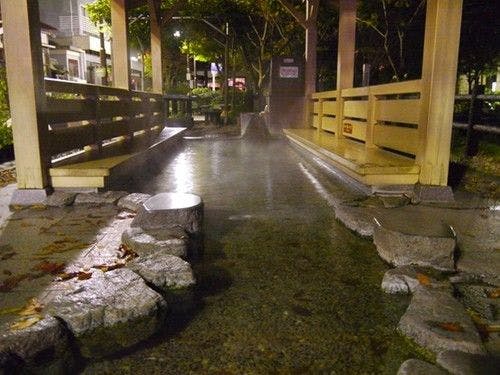 【Pemandian Kaki Gratis】