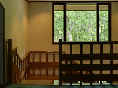 *【館内】