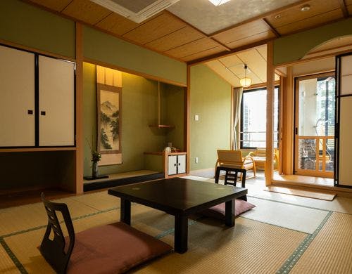 【瑞雲棟】温泉風呂付き和室／12畳（一例）