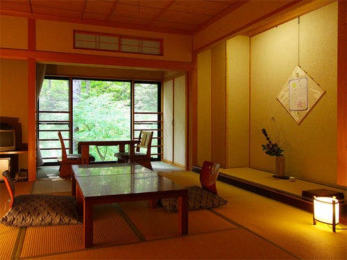 2F和室10畳＋広縁【萌黄-moegii-】