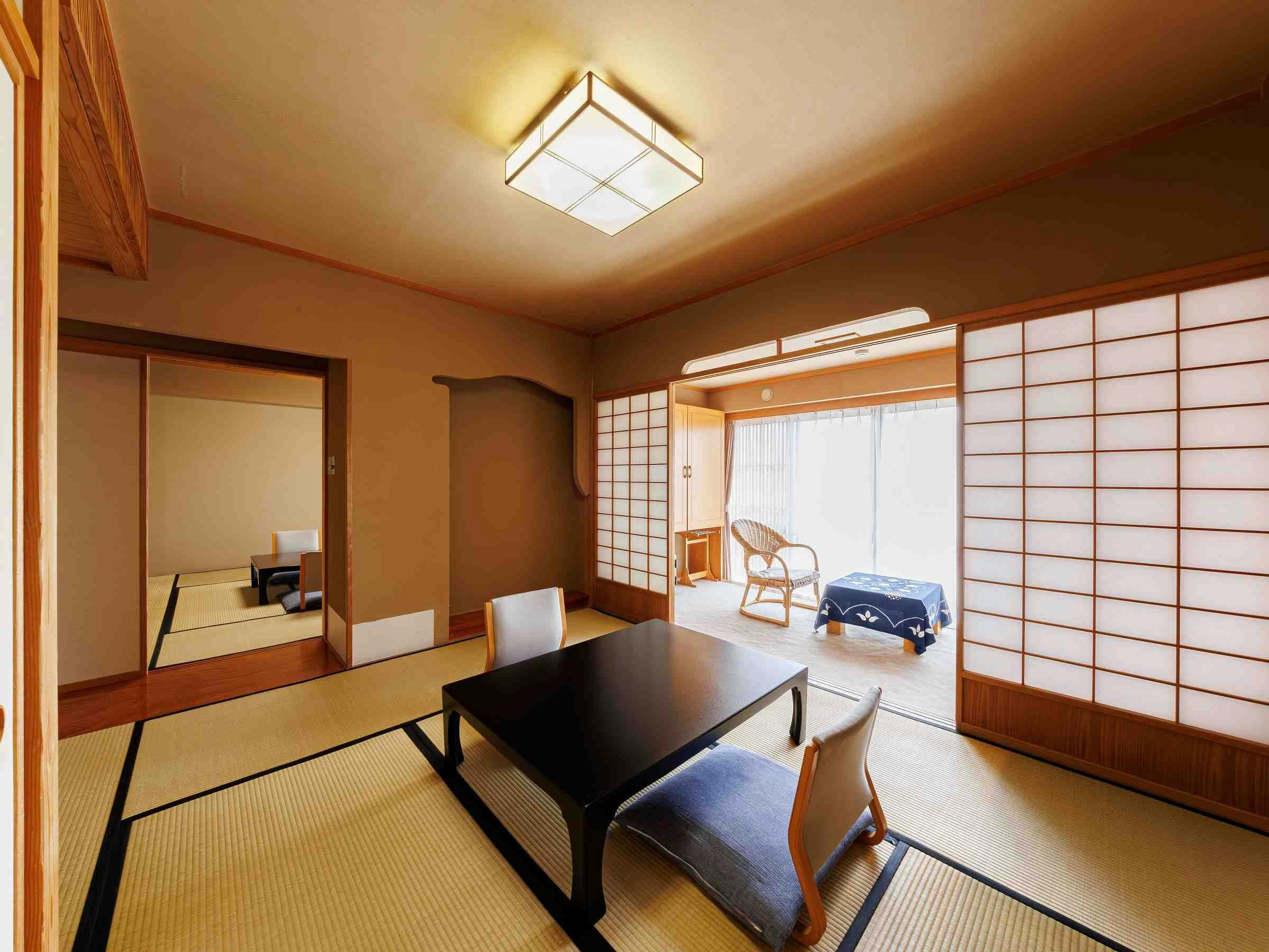 10 เสื่อ + 7 เสื่อ