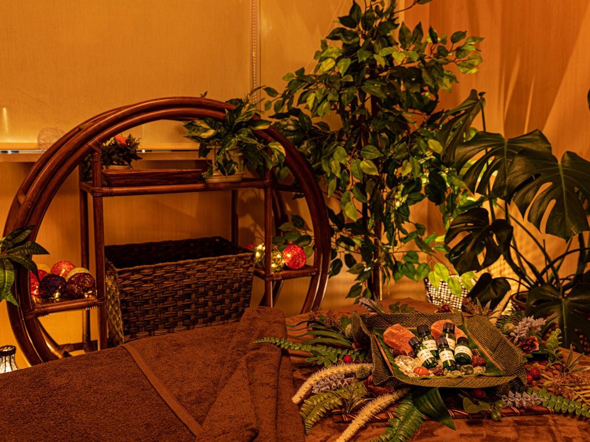 アロマトリートメントで癒やしの時間を。