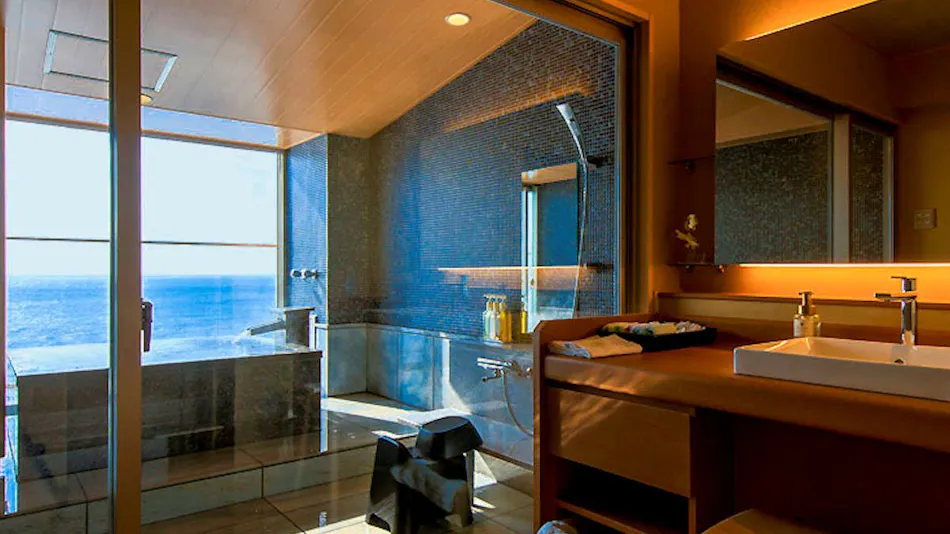 Inatorisou Inn with Spectacular Ocean View