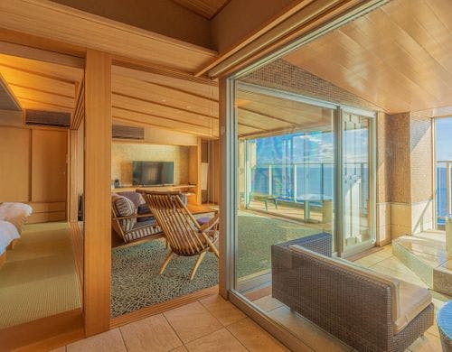 最上階確約かけ流し展望風呂付客室【燎】