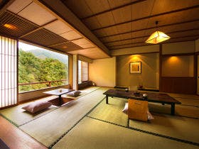 ２つの絶景露天風呂が自慢の老舗宿　会津芦ノ牧温泉　大川荘