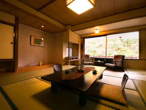 【月見亭】體驗“放鬆”的舒適感.