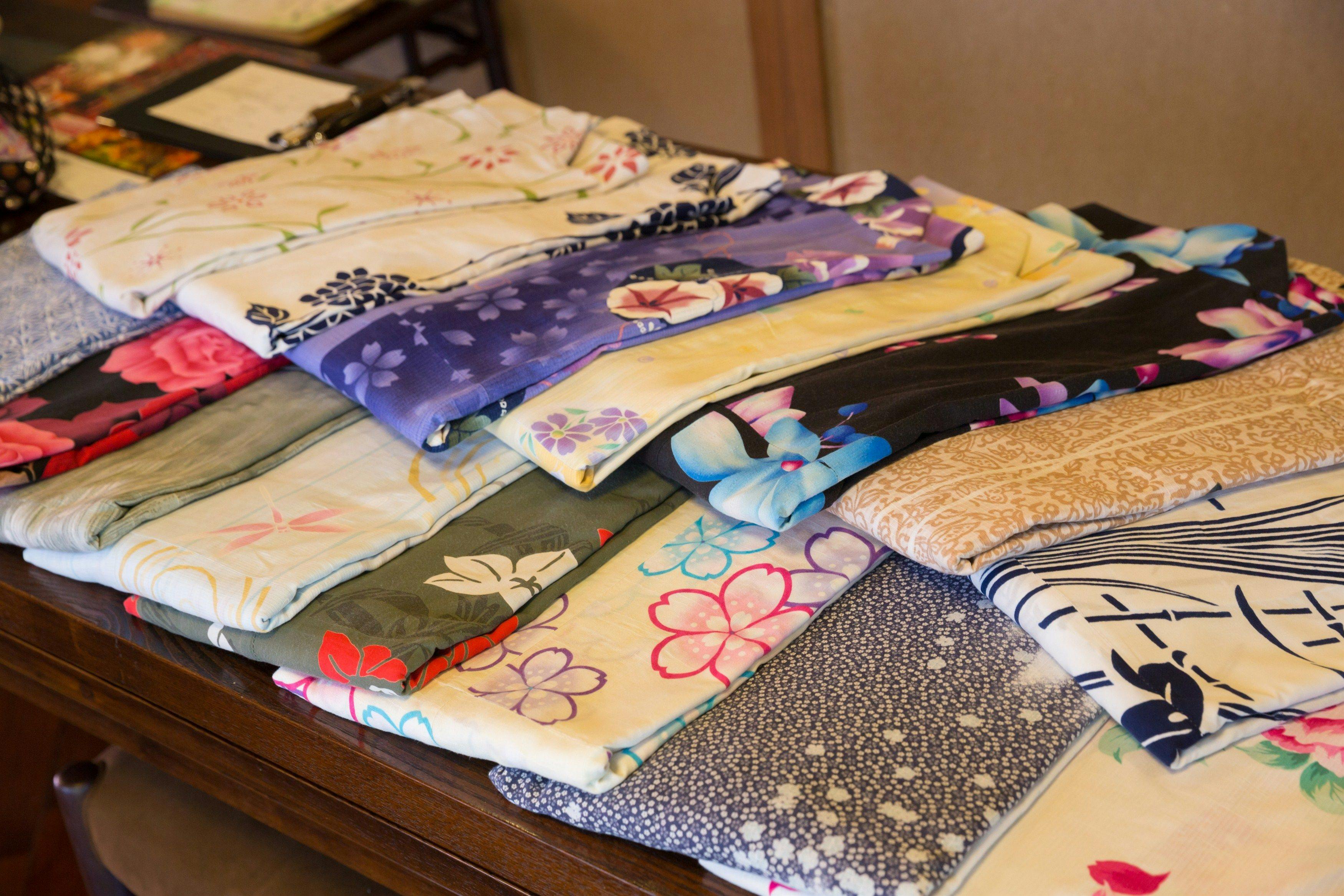 สำหรับผู้หญิงเท่านั้น! เลือกชุดยูกาตะที่คุณชื่นชอบ