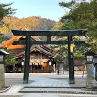 大自然に囲まれた出雲大社