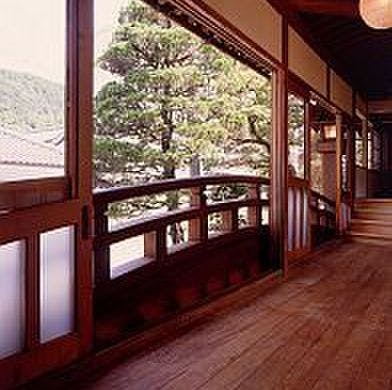国登録有形文化財　旅館大橋