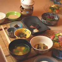 อาหารเช้าที่ฟูจิยะมีกลิ่นอายของบ้านเกิด