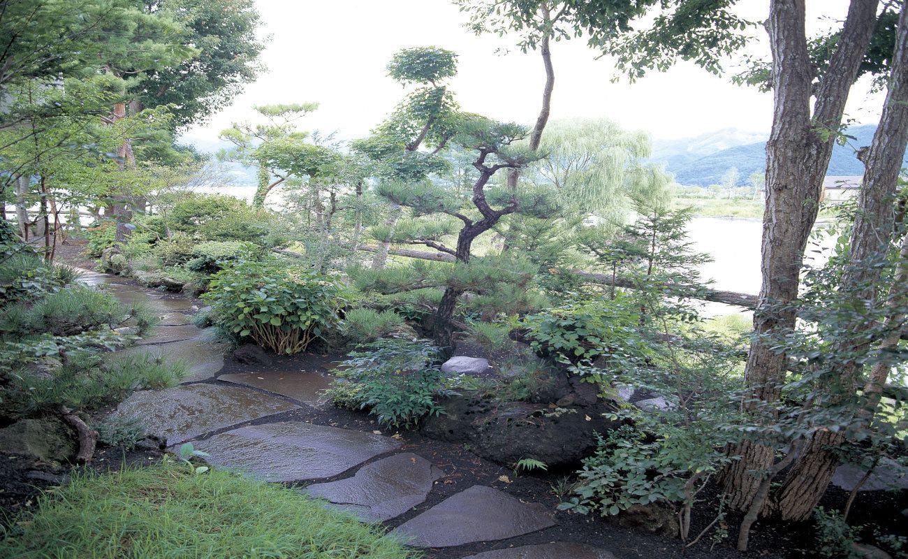 若草の宿　丸栄