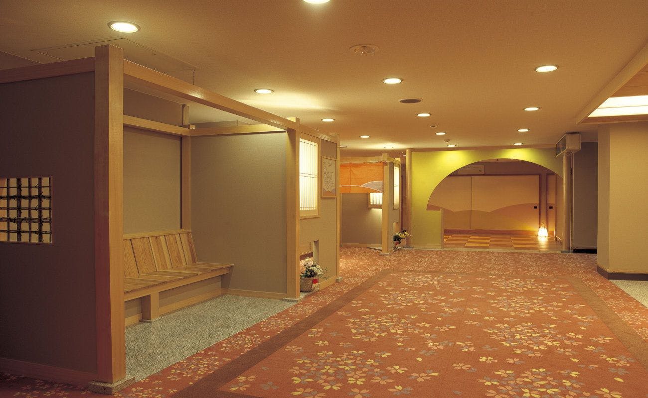 若草の宿　丸栄