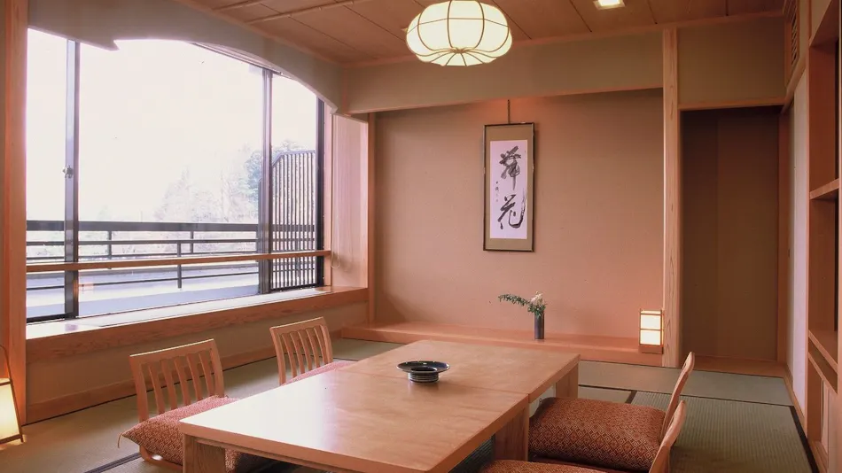 Wakakusa no Yado Maruei
