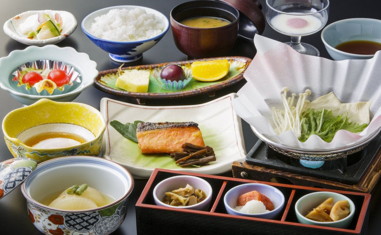 若草の宿　丸栄