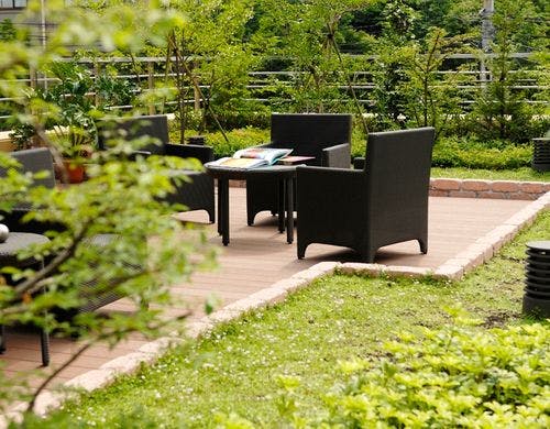 ロビーデッキテラス