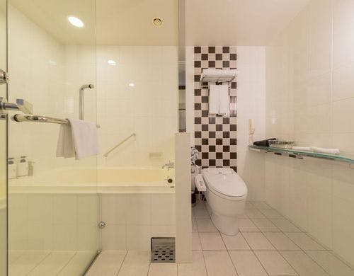 スーペリアツイン/トリプルのバスルーム