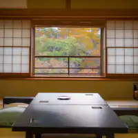 秋中庭館内画像