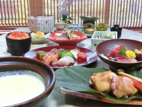 当館自慢の「選べる鍋」会席【せせらぎ】
