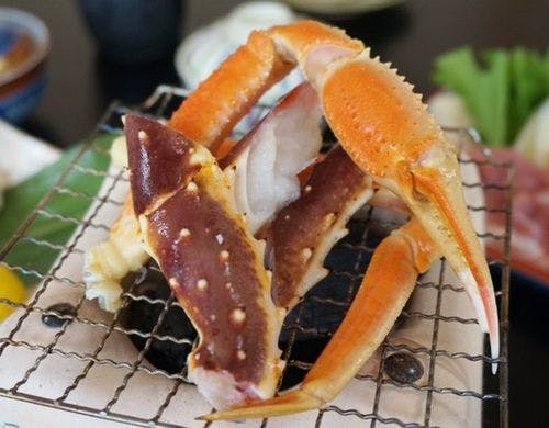【タラバ蟹ｖｓずわい蟹】の食べ比べ