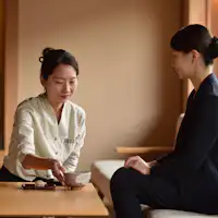 ご到着後はロビーでほっと一息