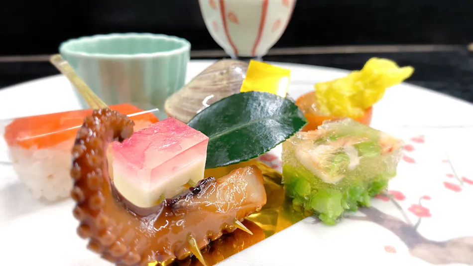 "Yuzashiki of Four Seasons" Musashino Annex