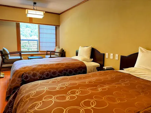 快適な睡眠を シモンズのセミダブルベッド