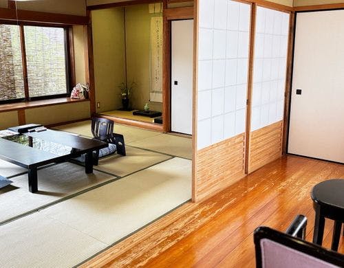 和室１０帖　バスルーム