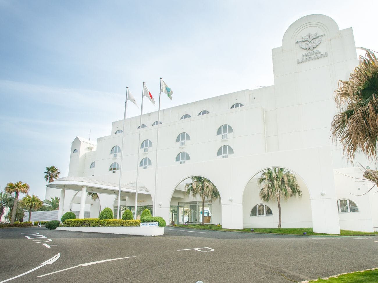 【外観】ホテル外観（正面側）