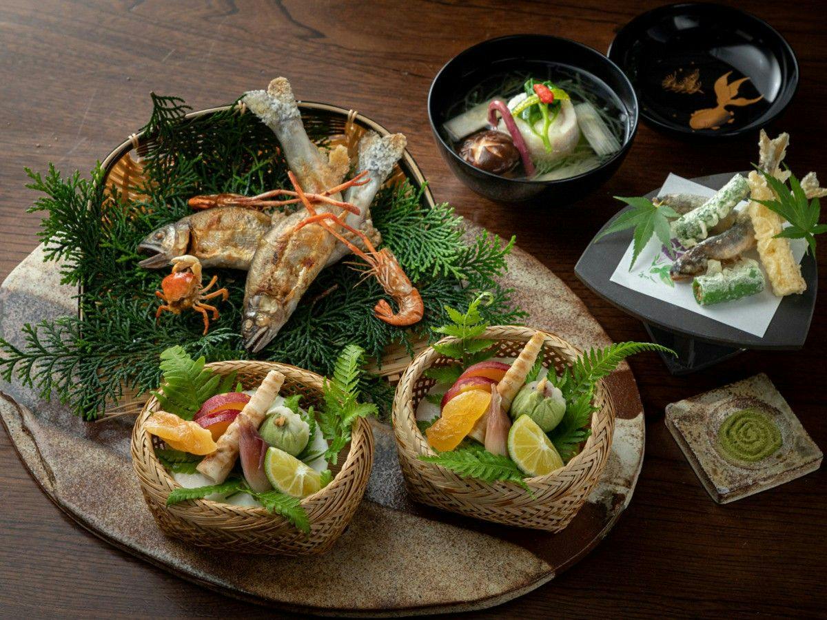 懐石料理の一品（季節により変わります）