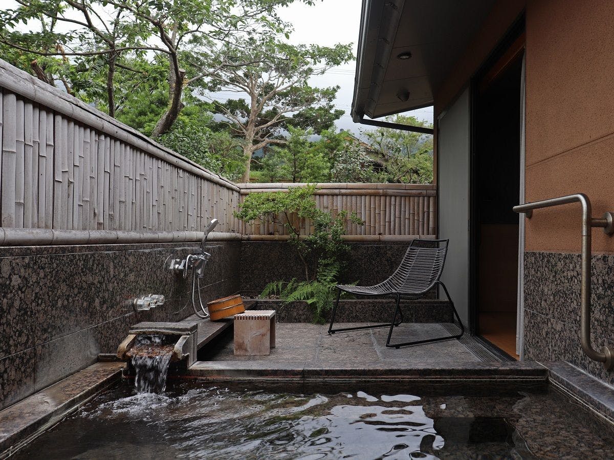 臥龍梅213露天風呂