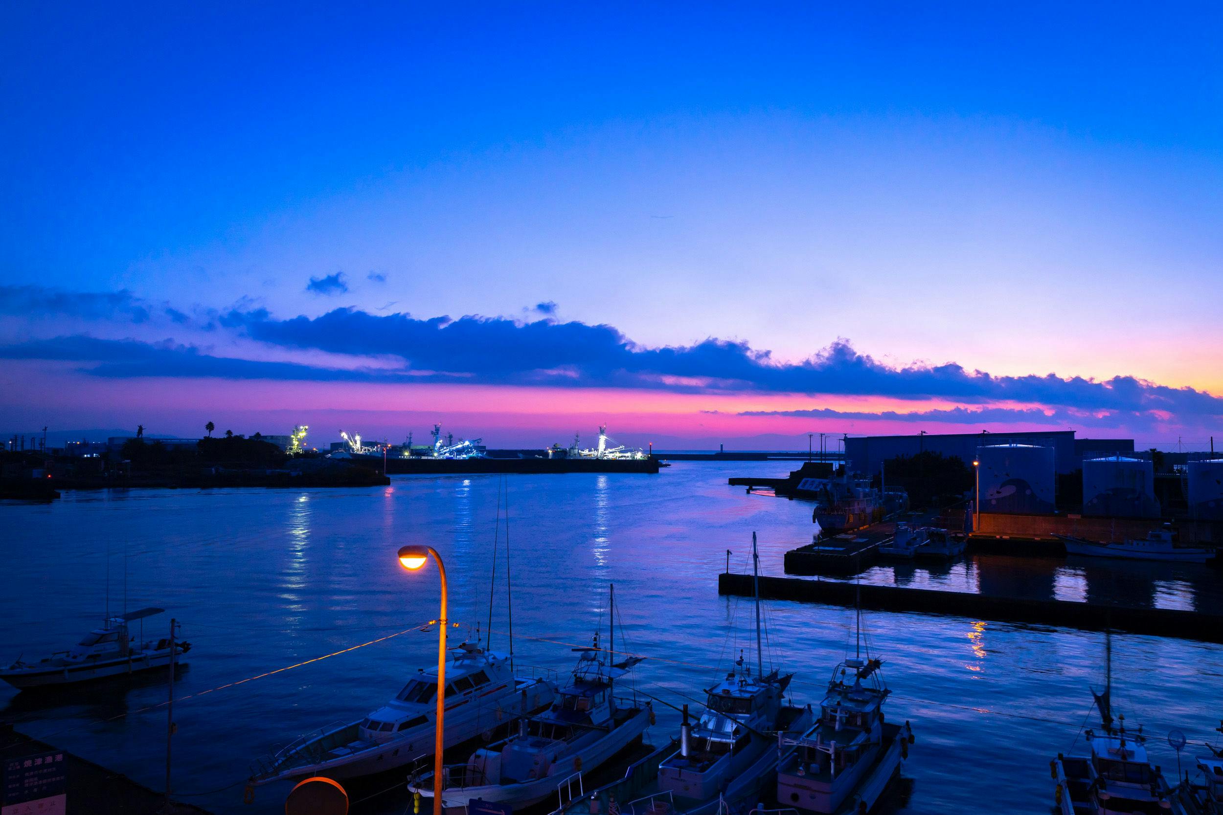 Cタイプ銭洲からの朝焼け