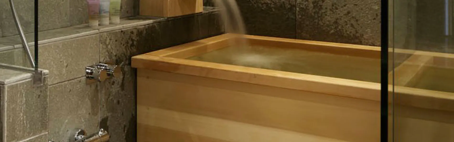 竹泉荘 CHIKUSENSO ONSEN