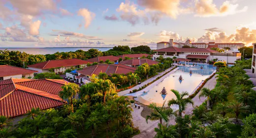 GranVrio Resort Ishigaki Island Ocean's Wing & Villa Garden