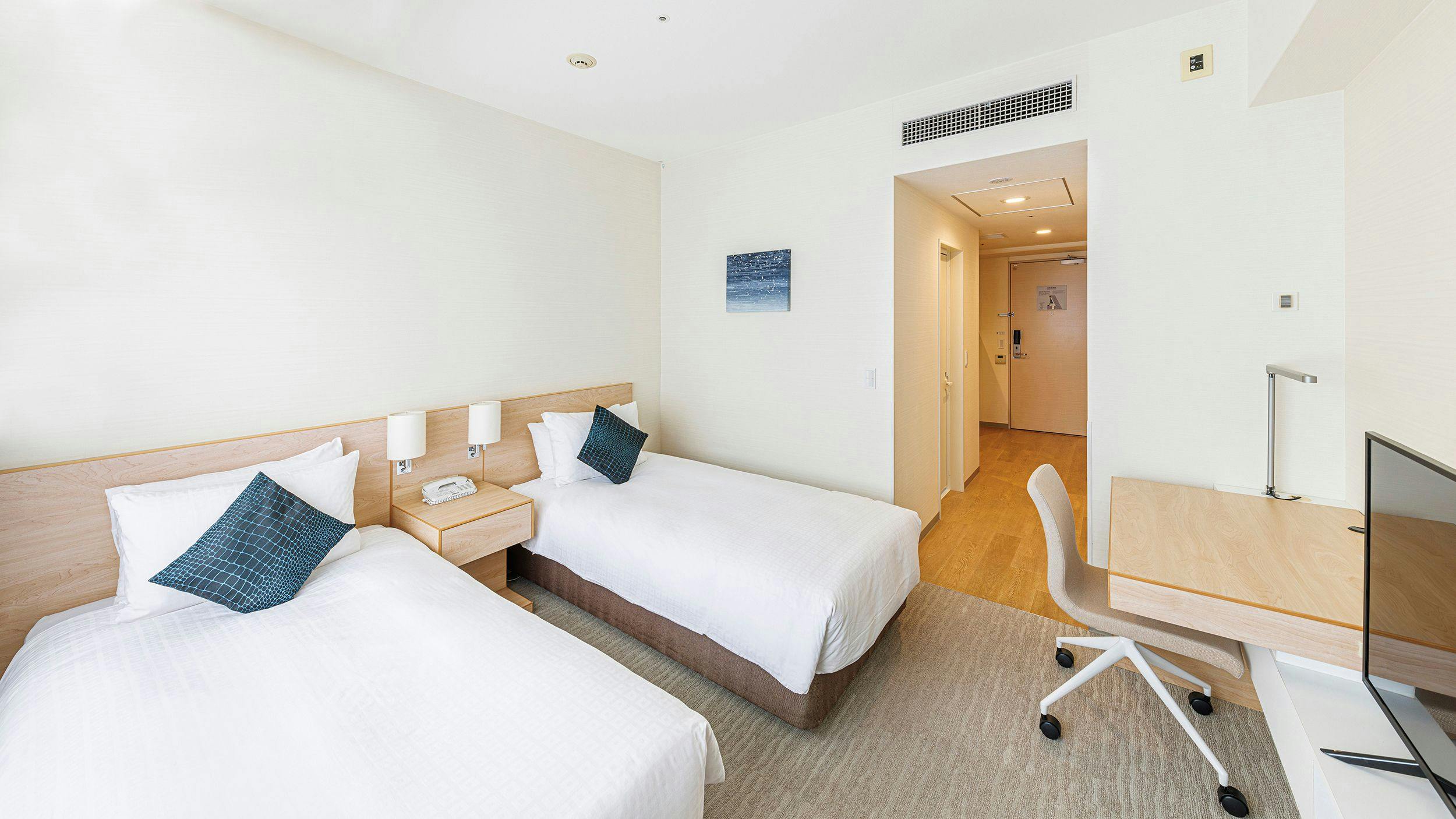 スタジオ　ツイン